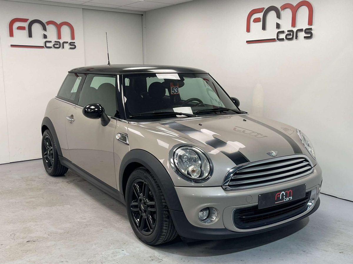 Mini One 1.6i Baker Street bwj2013 Airco pdc Garantie